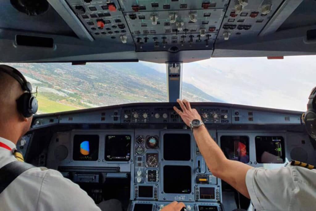 Pilots make in Canada