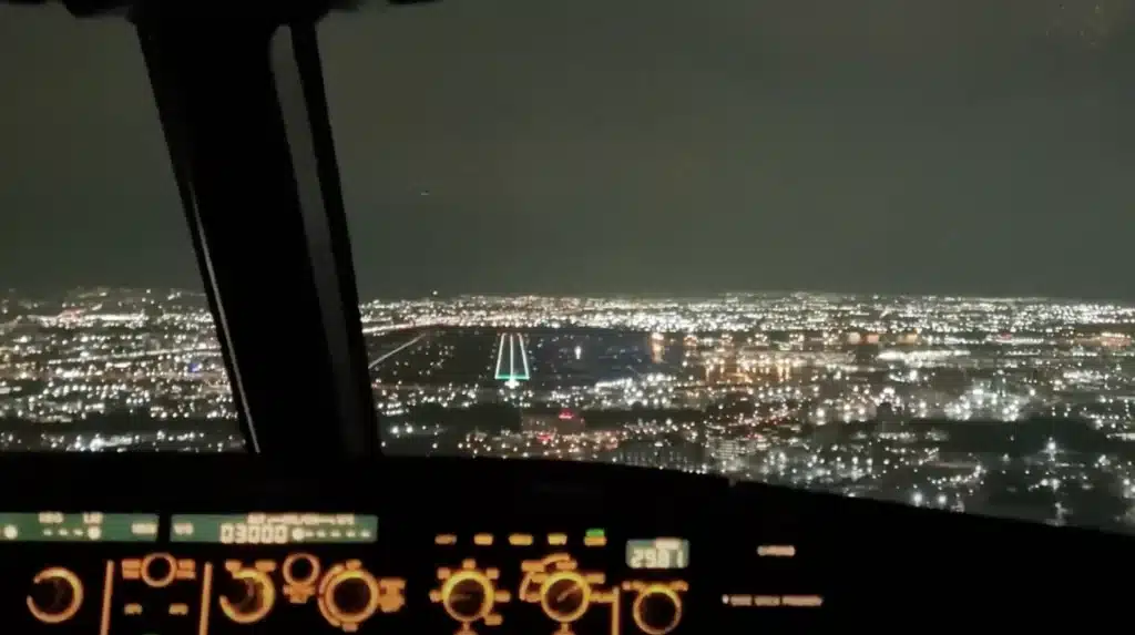 aircraft landing on runway at night rating