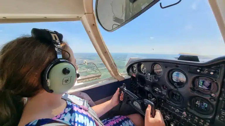 What PSTAR Students Say About Flight Training in Canada