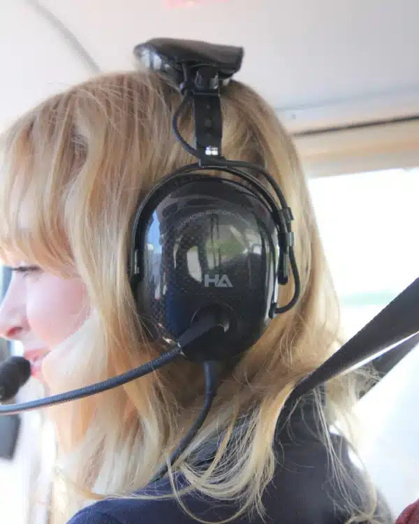Hammond Aviation PNR Carbon Charlie Headset - Image 3